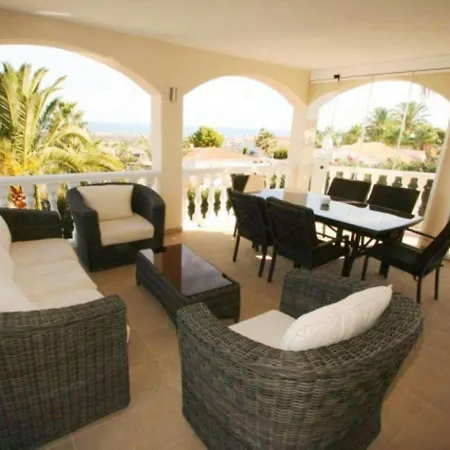 Casa Denia, 3 Dormitorios, 6 Personas - Es-219-2 Dénia